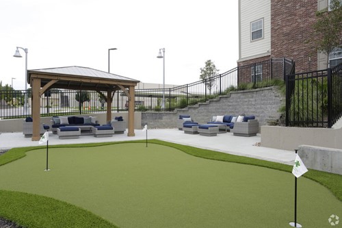 The Community Apartments at Antioch Crossing