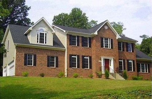 Avalon House 7 on Woodland Drive