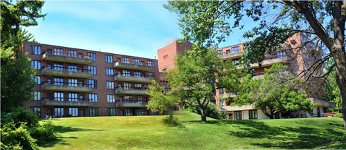 Plum Landing Retirement Community