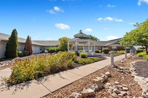 Lutheran Senior Services At Breeze Park - Independent & Assisted Living