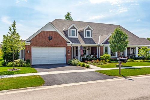 Independent & Assisted Living at Lake Forest Place