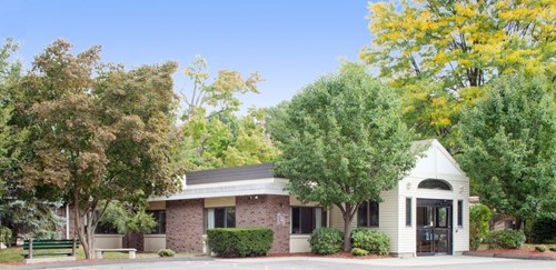 Village Green Of Bristol 