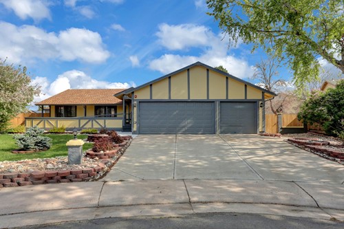 Cardan Manor at Navarro