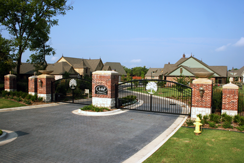 Zarrow Pointe Villas & Apartments