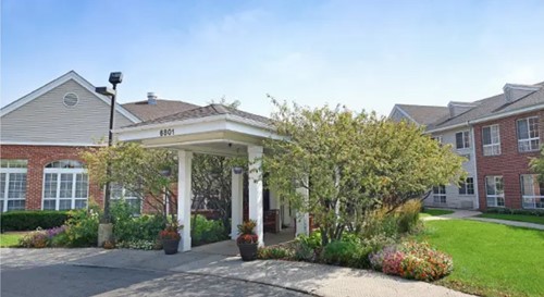 Assisted Living & Memory Care at Dimensions Living Burr Ridge