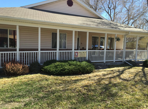 Ashley Manor - Saulsbury