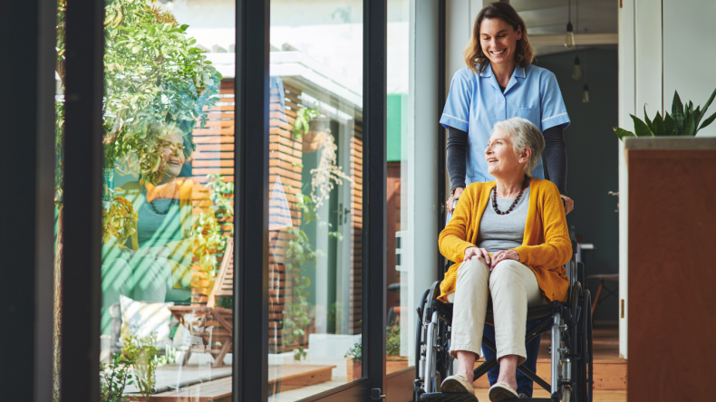 Senior Care in Manhattan: 2026 Guide to In Home Care Costs and Local Caregivers